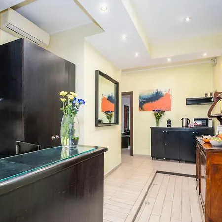 Termini -statuto Zen Guesthouse- Zen01 ゲストハウス 3*